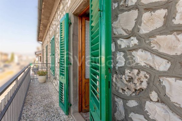 casa indipendente in vendita a Prato in zona Sant'Ippolito