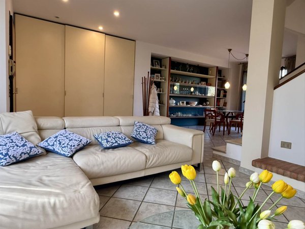 casa indipendente in vendita a Prato in zona La Querce