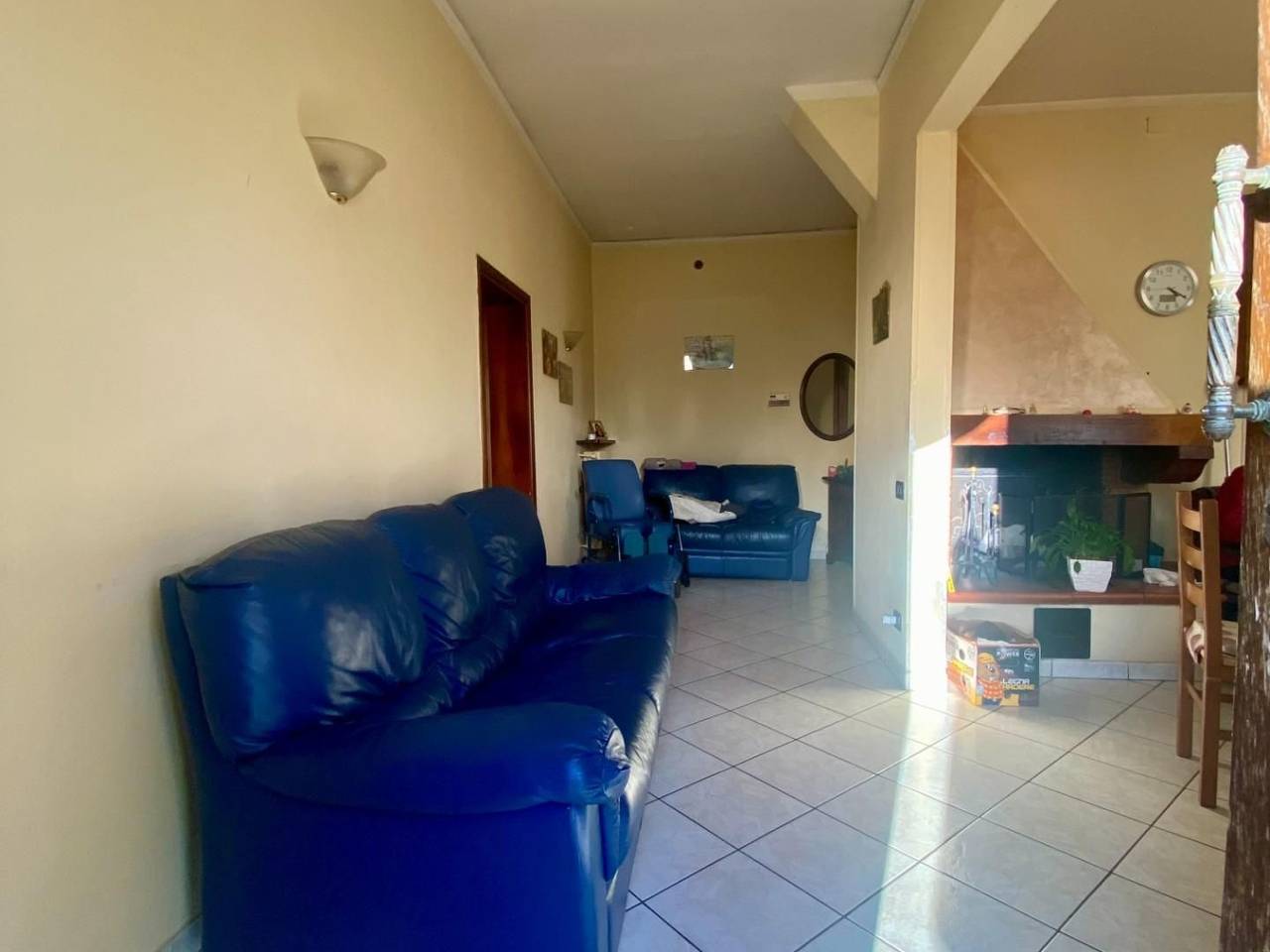 intera palazzina in vendita a Prato in zona Iolo