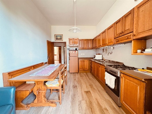 casa indipendente in vendita a Prato in zona Tobbiana