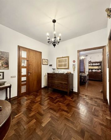 appartamento in vendita a Prato