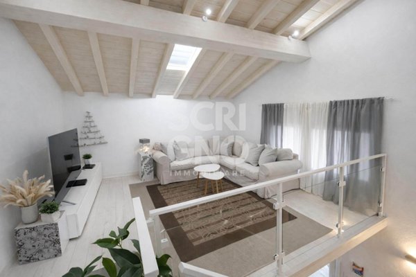 casa indipendente in vendita a Prato in zona Grignano