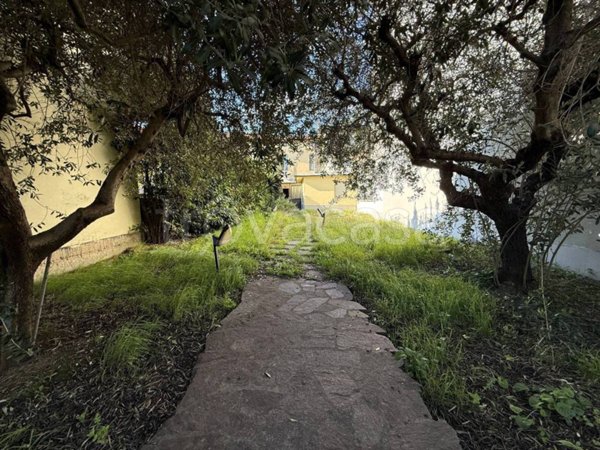 casa indipendente in vendita a Prato in zona Narnali