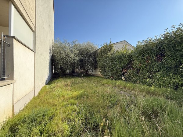 casa indipendente in vendita a Prato in zona Narnali