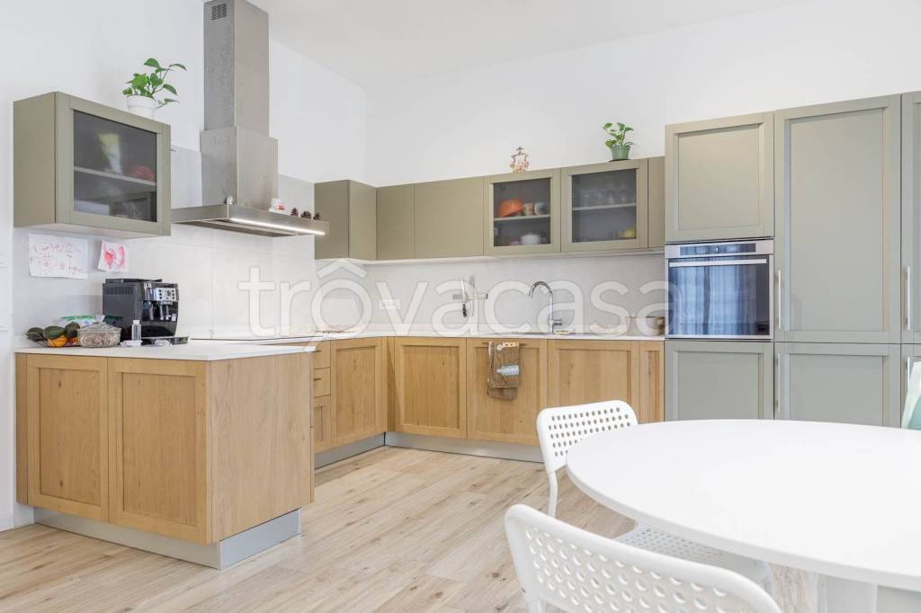 appartamento in vendita a Prato in zona San Martino