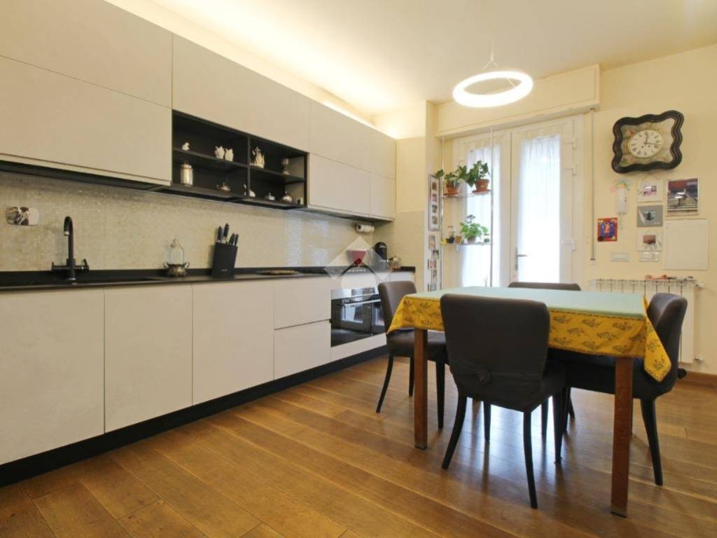 appartamento in vendita a Prato in zona Grignano