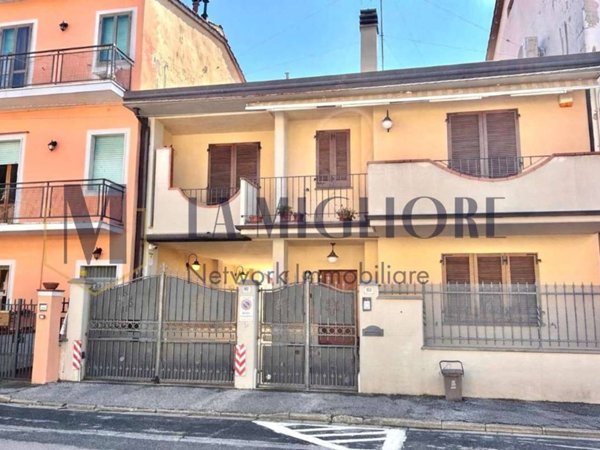 casa indipendente in vendita a Prato in zona Maliseti