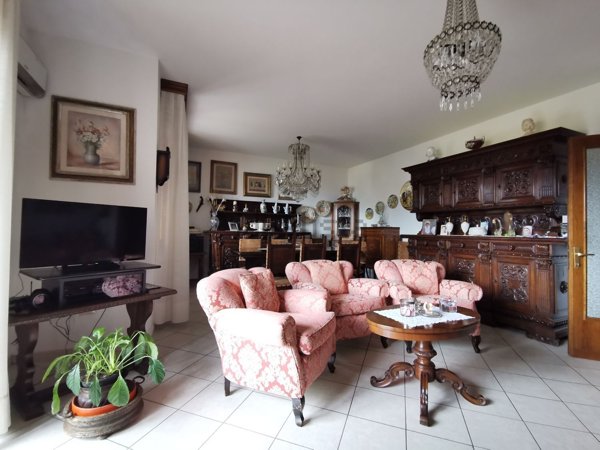 appartamento in vendita a Prato