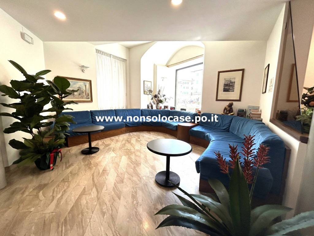 intera palazzina in vendita a Prato