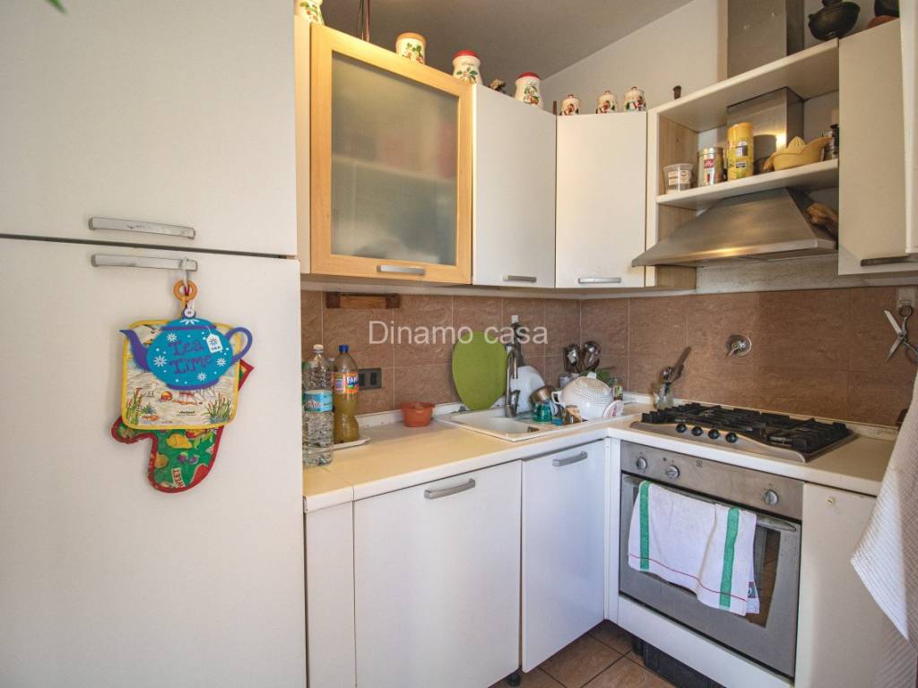 appartamento in vendita a Prato in zona Ponzano