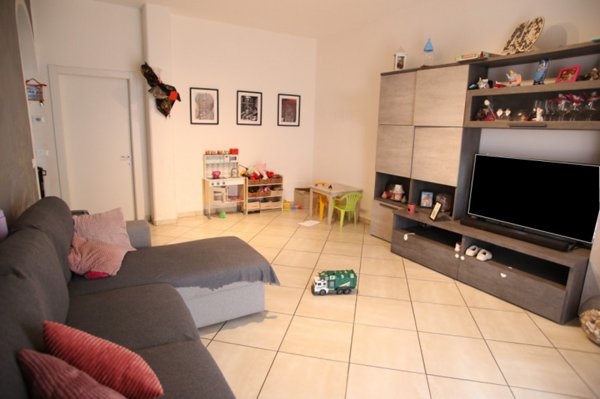 appartamento in vendita a Prato in zona Viaccia