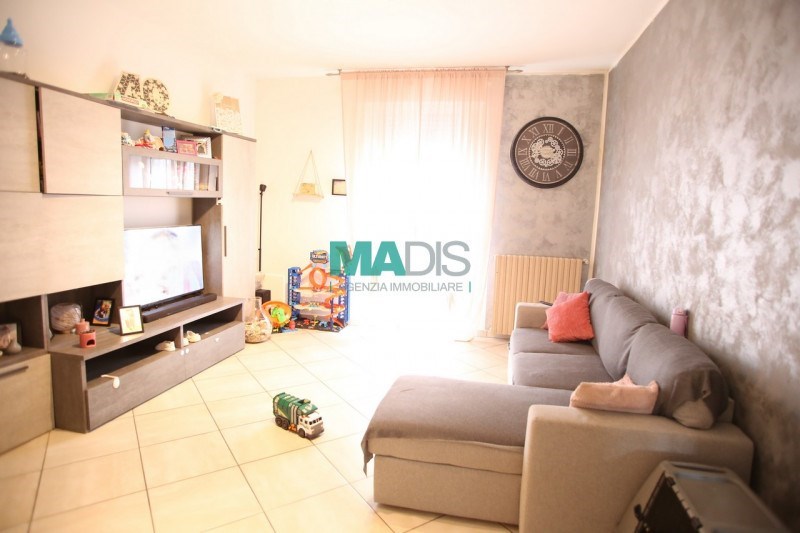 appartamento in vendita a Prato in zona Viaccia