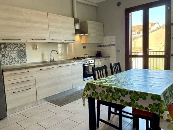 appartamento in vendita a Prato in zona Galciana