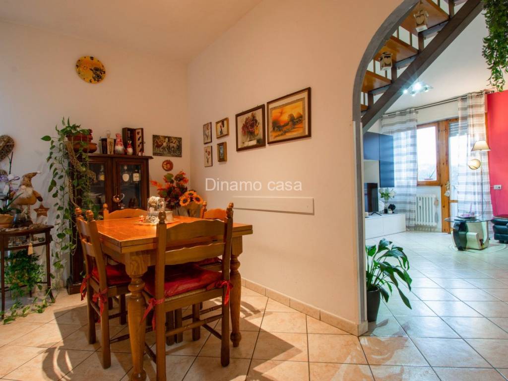 appartamento in vendita a Prato in zona Galceti