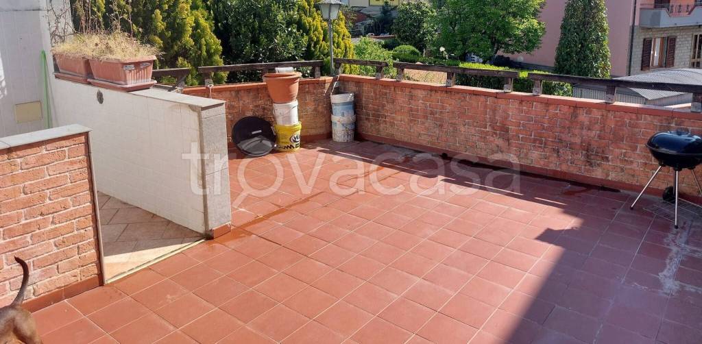 appartamento in vendita a Prato in zona Maliseti