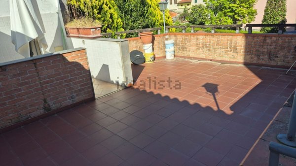 appartamento in vendita a Prato in zona Viaccia