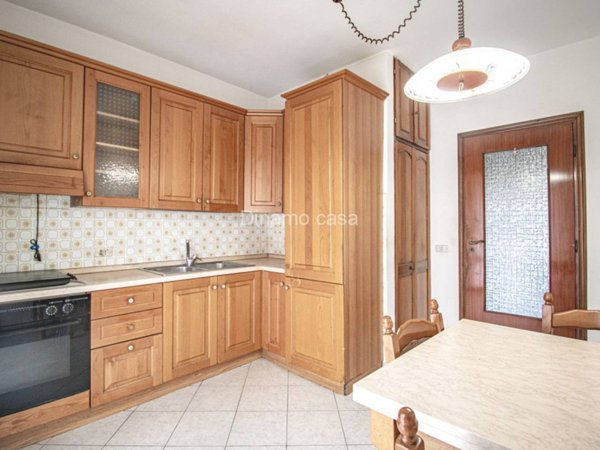 appartamento in vendita a Prato in zona Le Badie