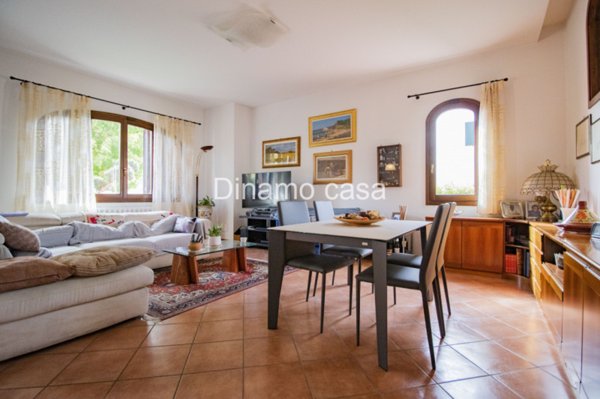 casa indipendente in vendita a Prato in zona Tavola