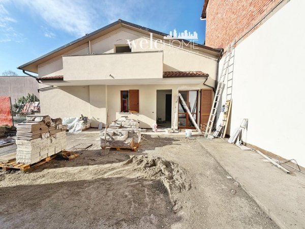 casa indipendente in vendita a Prato in zona Fontanelle