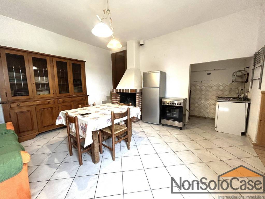 casa indipendente in vendita a Prato