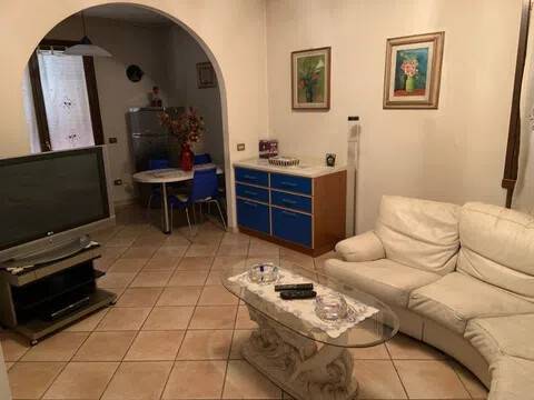 casa indipendente in vendita a Prato in zona Casale