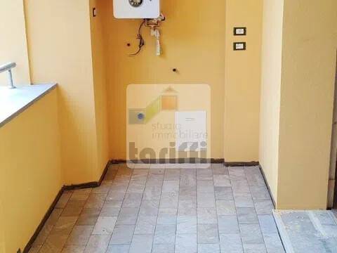 appartamento in vendita a Prato in zona Santa Lucia