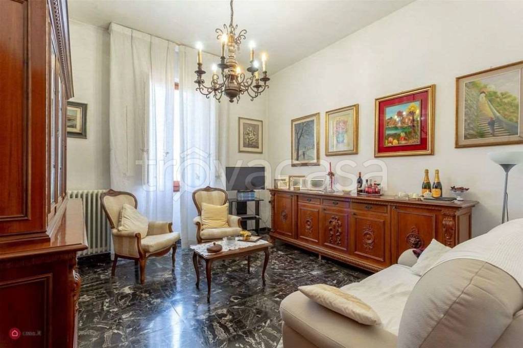casa indipendente in vendita a Prato in zona Galciana