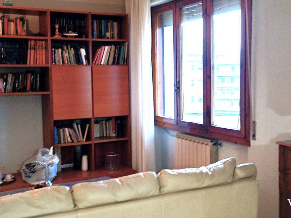 appartamento in vendita a Prato in zona Le Badie