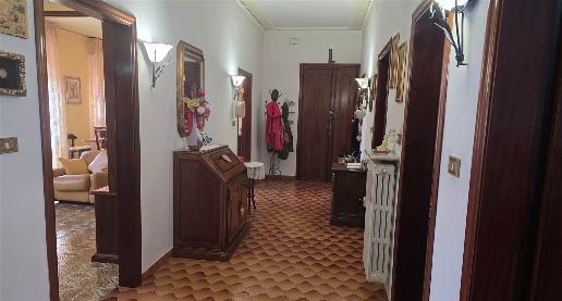 appartamento in vendita a Prato in zona Maliseti