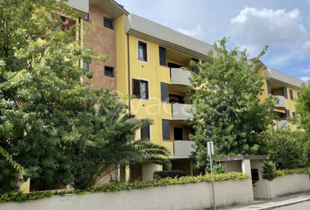 appartamento in vendita a Prato in zona Galciana