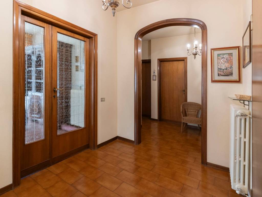 appartamento in vendita a Prato in zona Carteano