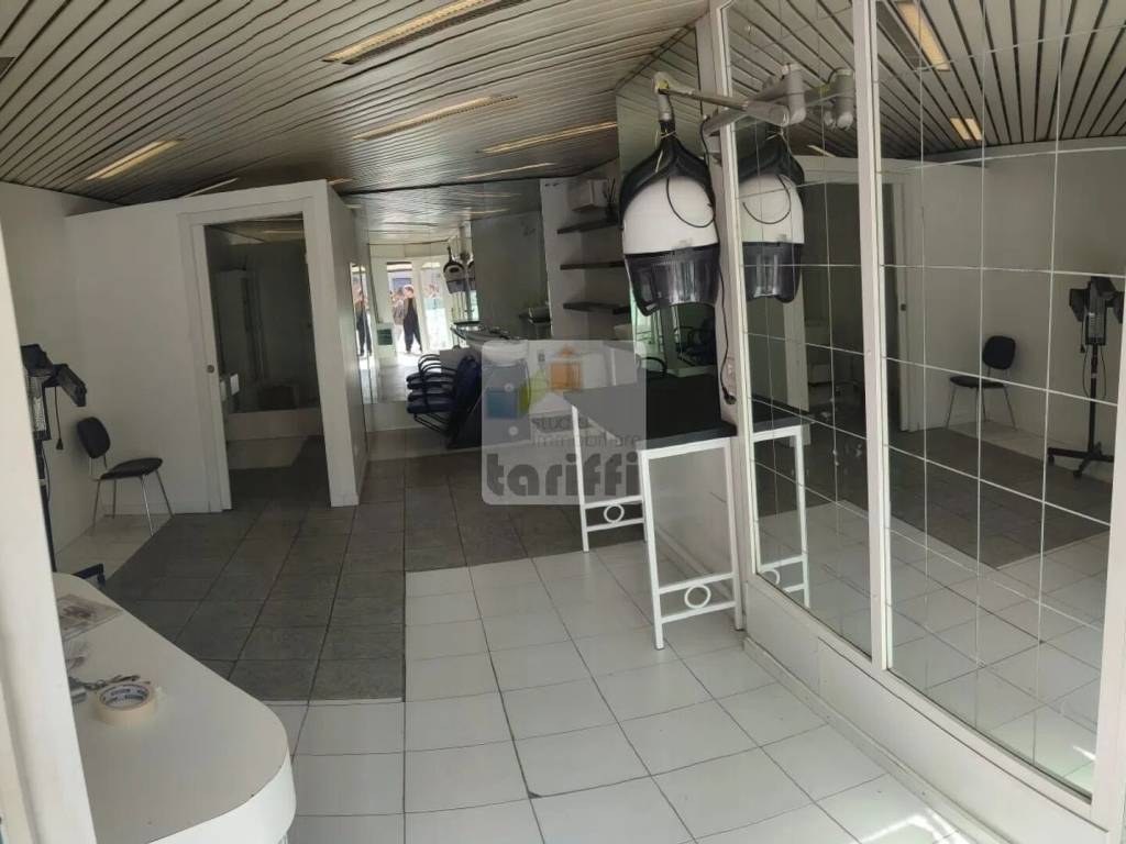 negozio in vendita a Prato