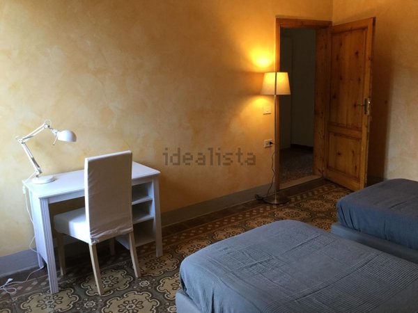 esavano in vendita a Prato