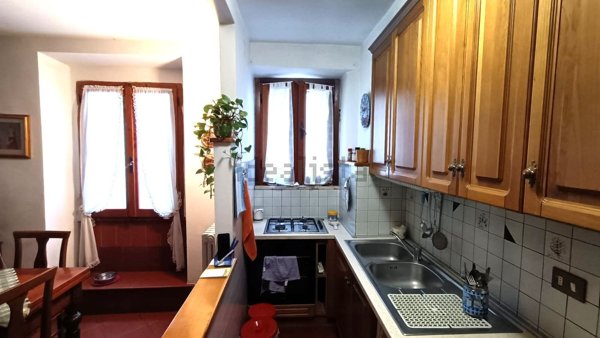 casa indipendente in vendita a Prato