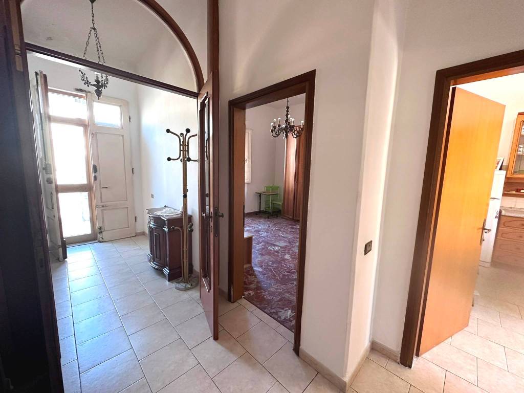 appartamento in vendita a Prato in zona Fontanelle