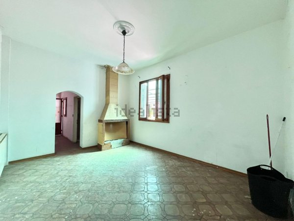 appartamento in vendita a Prato in zona Iolo