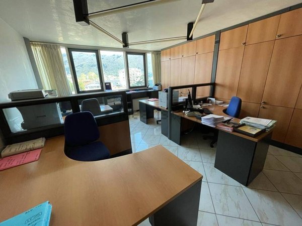 ufficio in vendita a Prato