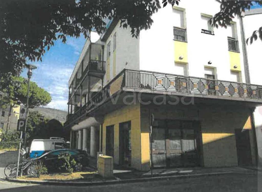 ufficio in vendita a Prato