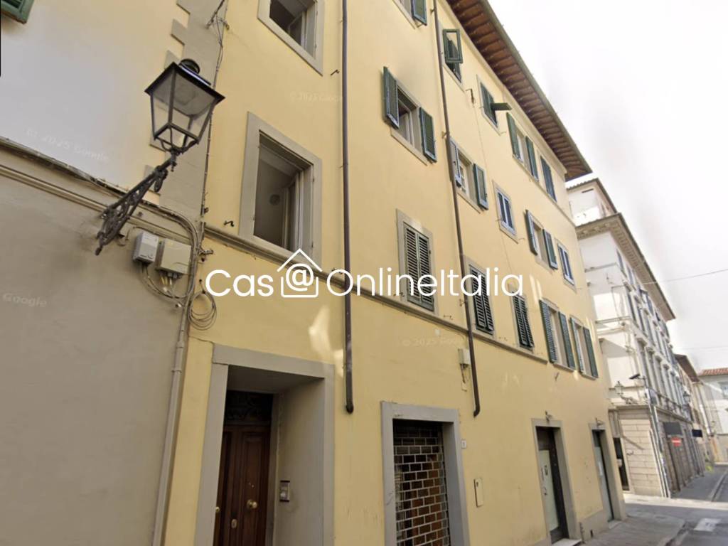 intera palazzina in vendita a Prato