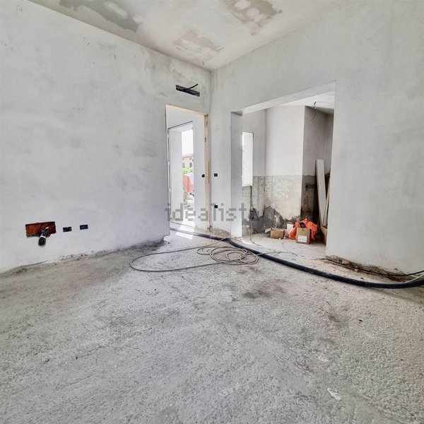 appartamento in vendita a Prato in zona Viaccia