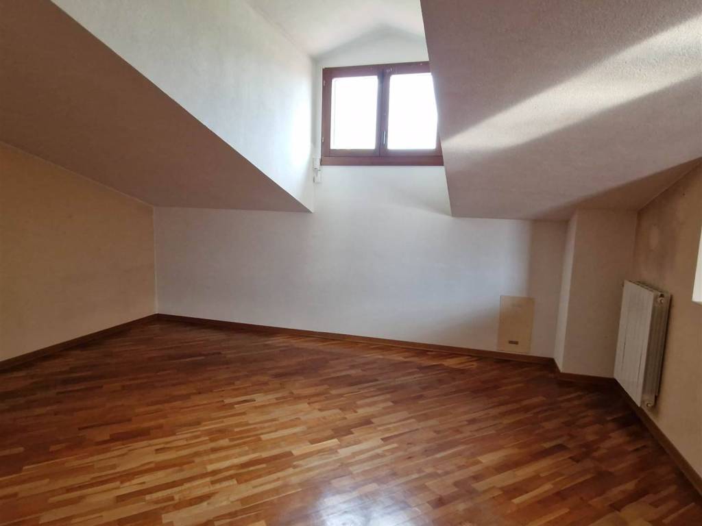 appartamento in vendita a Prato in zona La Querce
