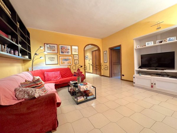 appartamento in vendita a Prato in zona La Macine
