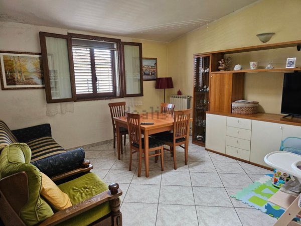 appartamento in vendita a Prato in zona Maliseti