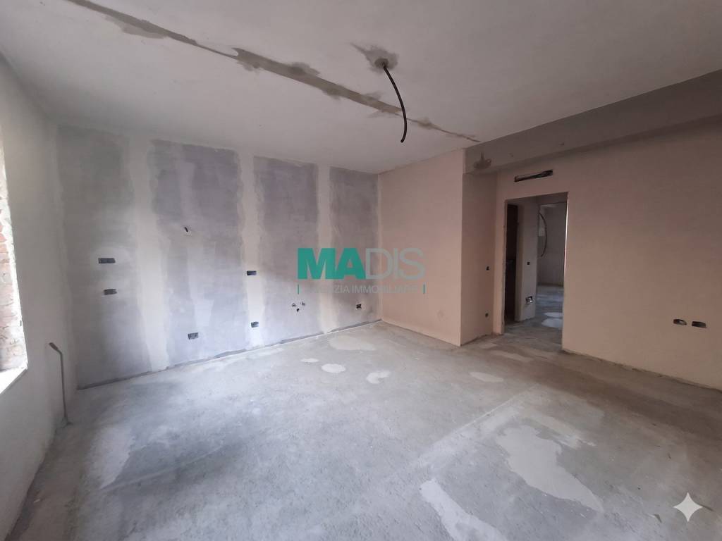 appartamento in vendita a Prato in zona Narnali