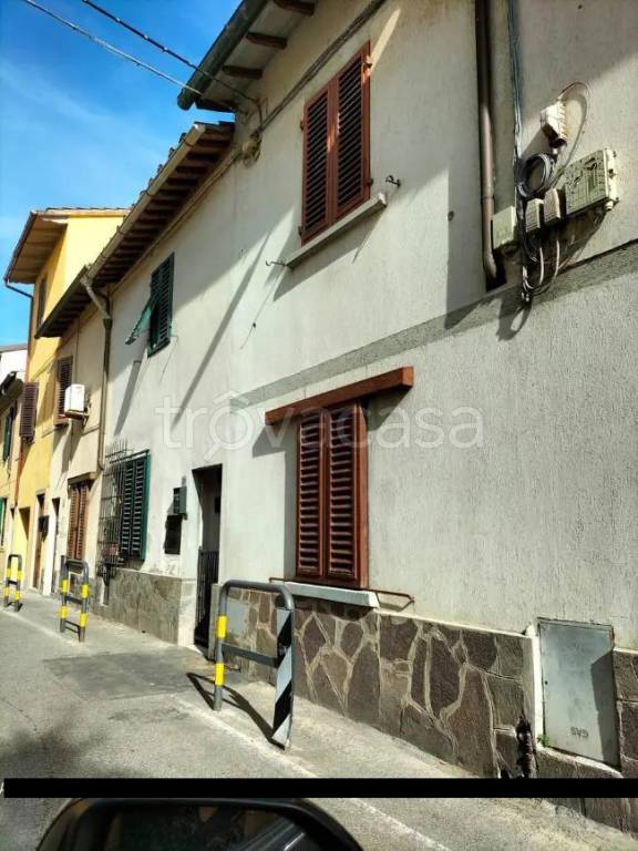 casa indipendente in vendita a Prato in zona La Querce