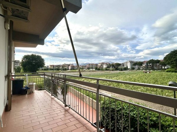 appartamento in vendita a Prato in zona Ponzano