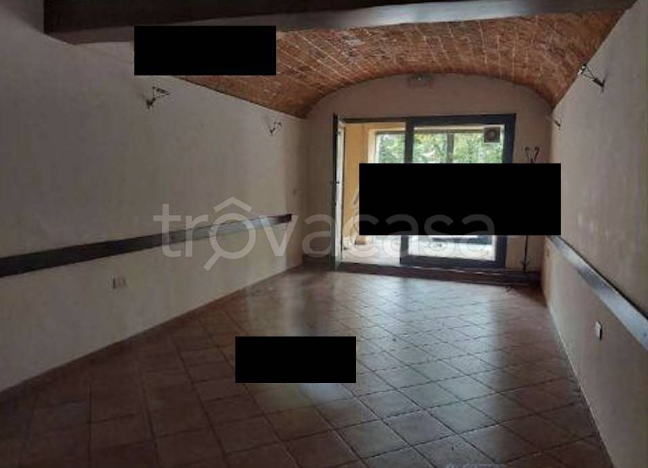 negozio in vendita a Prato