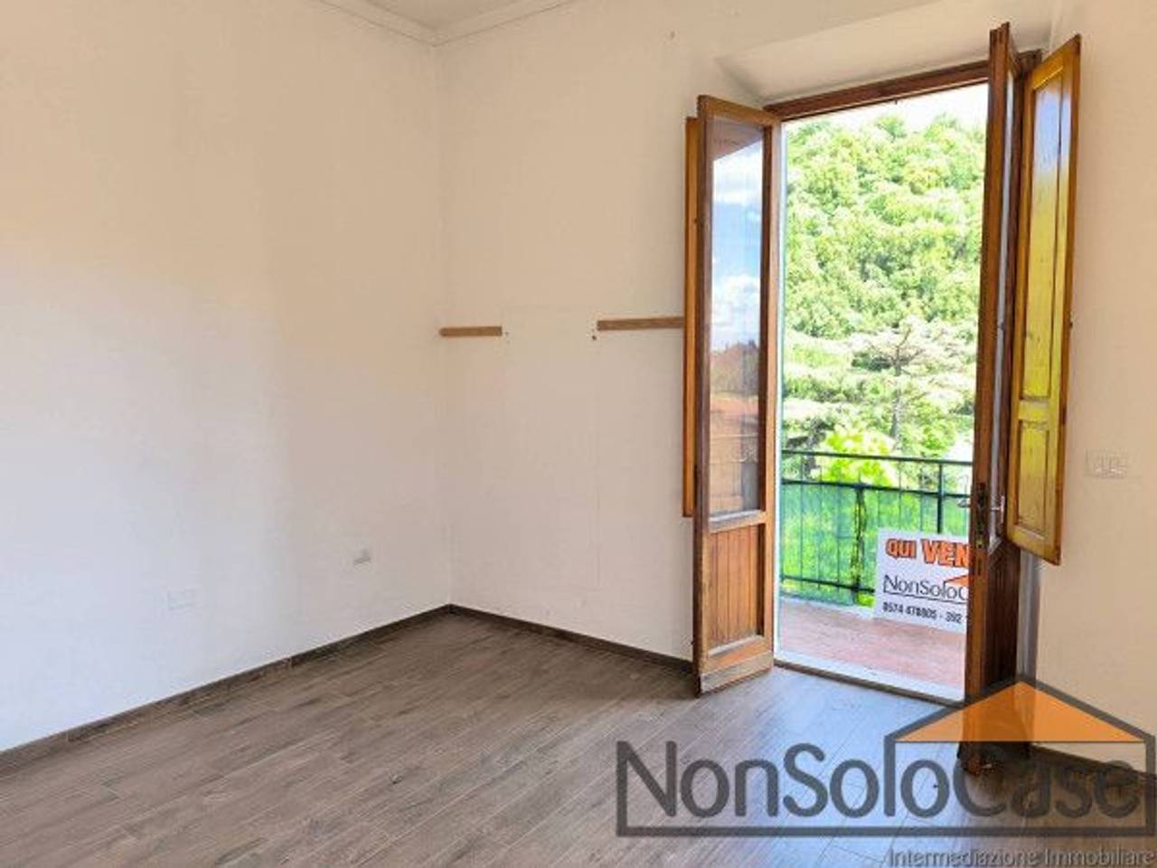 casa indipendente in vendita a Prato in zona Figline
