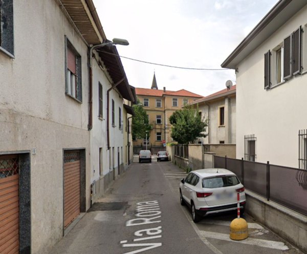 casa indipendente in vendita a Prato