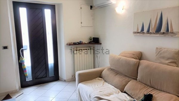 casa indipendente in vendita a Prato in zona Galciana